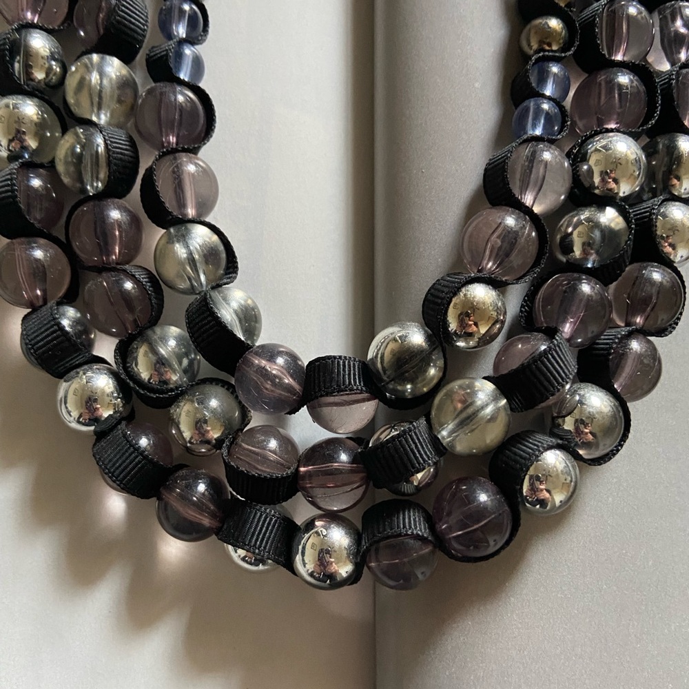 Cookie Lee | Unique Bead Necklace - Picture 2 of 4